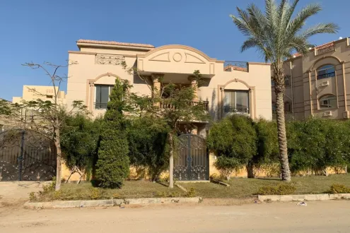 فيلا للبيع في كمبوند القوات المسلحة بمدينة الشروق: قلب مصر النابض وبوابة مستقبلها المشرق!