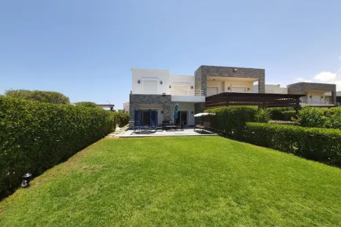 Live excellence and prosperity at the heart of a villa in North Coast for sale!