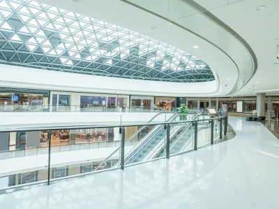صيدلية للبيع بالعاصمة الجديدة في مول ايفوريا ايكون 70 متراً