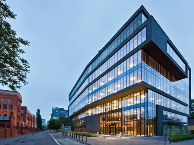 Own your office in the first installment in the most prestigious location in the Fifth Settlement