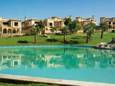 In installments over four years book in the Fifth Settlement Le Reve project