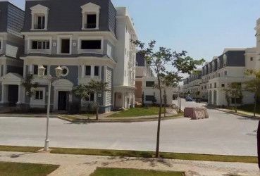 With area of 345 m villa for sale in Mountain View October Park