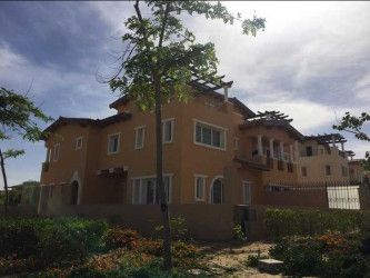 Twin House in Hyde Park New Cairo