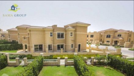 Townhouse for sale in Stone Park