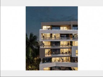 Chalet for Sale in Baymount 49m