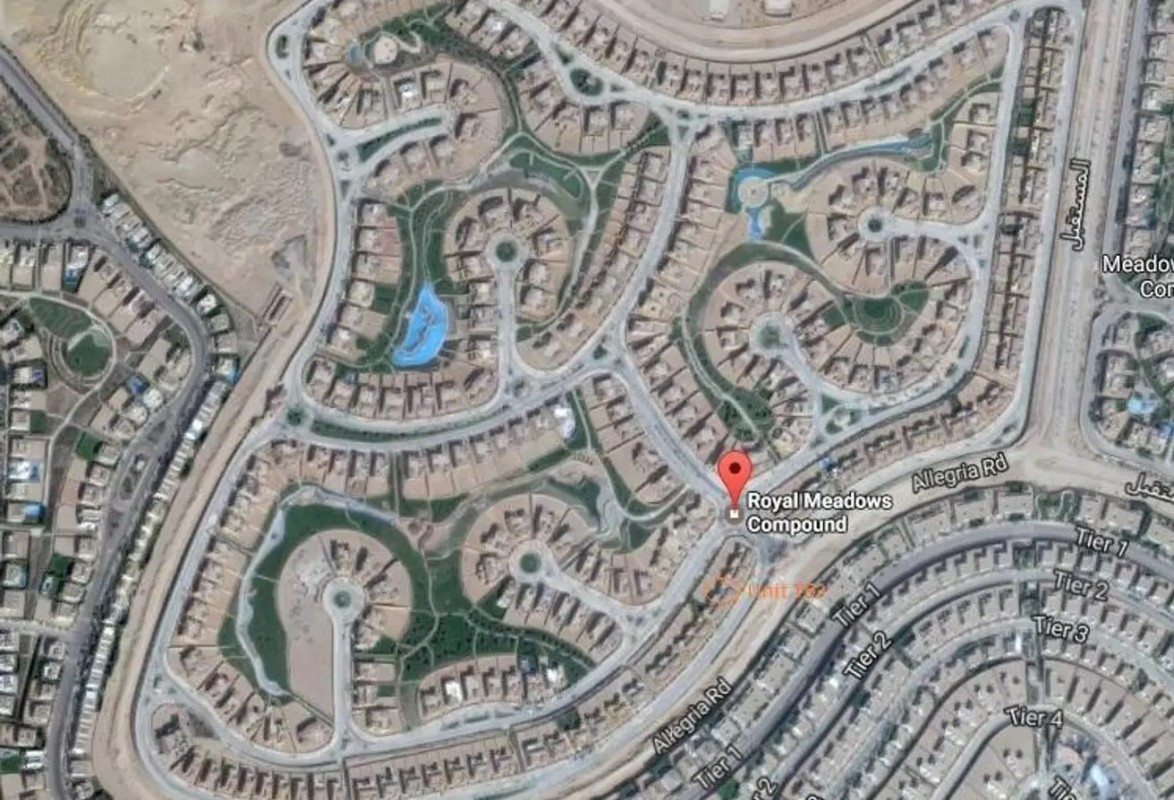 Townhouse 530m² for sale in Royal Meadows Real Estate Egypt