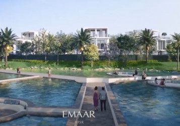 With an area of 270m Villa in Cairo Gate Compound